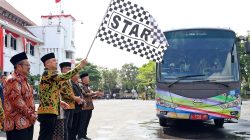 Wali Kota Lepas 56 Kafilah MTQ Surabaya, Bidik Juara Umum di Jember