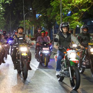 Rencana Eri, Setiap Balai RW di Surabaya akan Dipasang Alarm