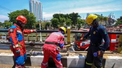 Pemkot Surabaya dan Swasta Rogoh Rp4 M untuk Perbaikan Fasum Pasca Aksi Massa
