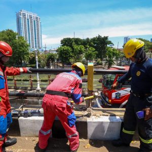 Pemkot Surabaya dan Swasta Rogoh Rp4 M untuk Perbaikan Fasum Pasca Aksi Massa
