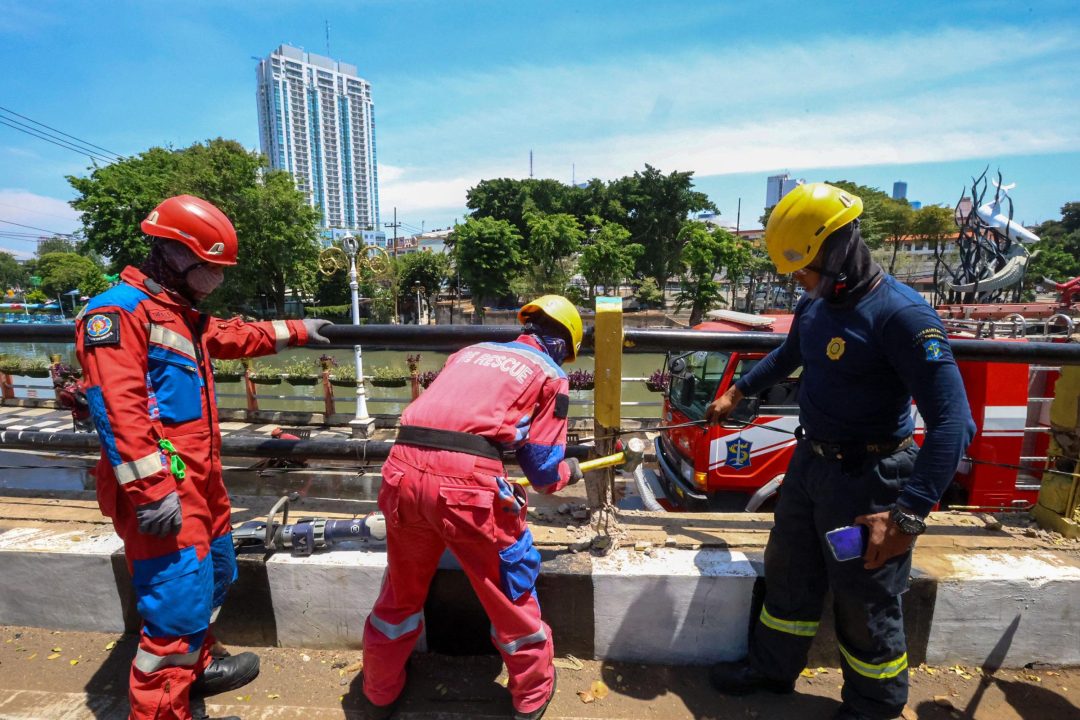 Pemkot Surabaya dan Swasta Rogoh Rp4 M untuk Perbaikan Fasum Pasca Aksi Massa
