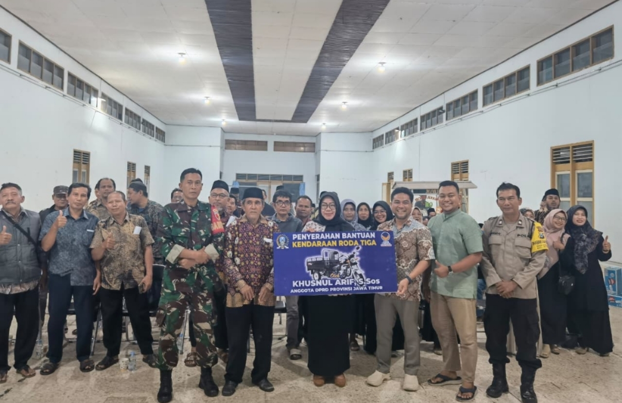Komisi D DPRD Jatim Salurkan Motor Roda Tiga untuk Kelompok Pengelola Sampah Kediri