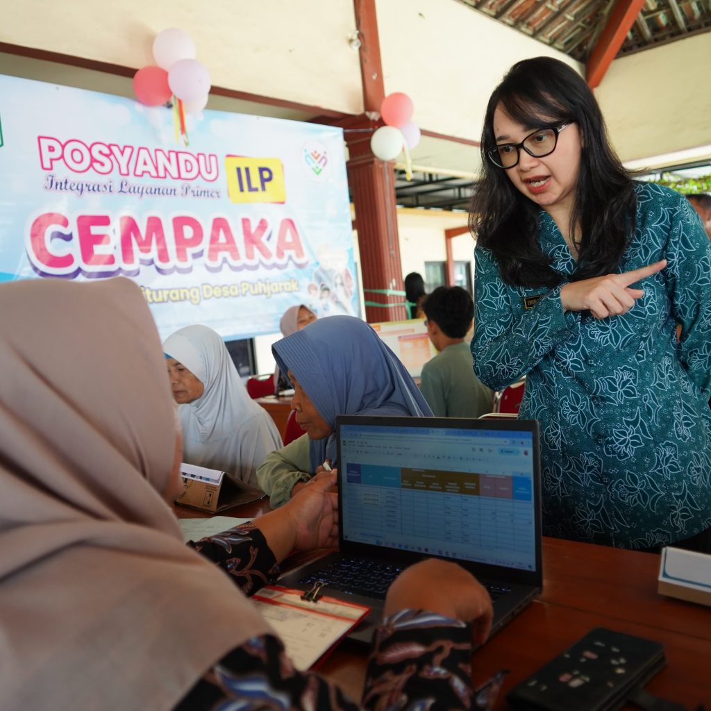 Mbak Cicha Minta Pelayanan Posyandu Lebih Aktif