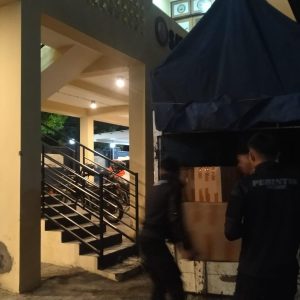Tim Perintis Polresta Banyuwangi Gagalkan Pengiriman Ribuan Botol Arak Bali