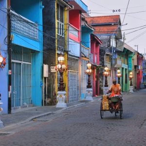 Lampu Dekorasi Kota Lama Dicuri, Wali Kota Eri Minta Warga Ikut Awasi Fasilitas Publik