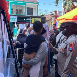 Kanit PPA Satreskrim Polresta Sidoarjo Dampingi Keluarga Santri Korban Musibah Ponpes Al Khoziny Kanit PPA Satreskrim Polresta Sidoarjo Dampingi Keluarga Santri Korban Musibah Ponpes Al Khoziny