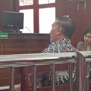 Sidang KDRT, Prilaku Vinna Bikin Frustasi Suaminya Dibongkar Mertua: Hanya Orang Gila yang Mau Cerai!