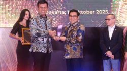 Wali Kota Blitar Terima Penghargaan Mandaya Awards 2025