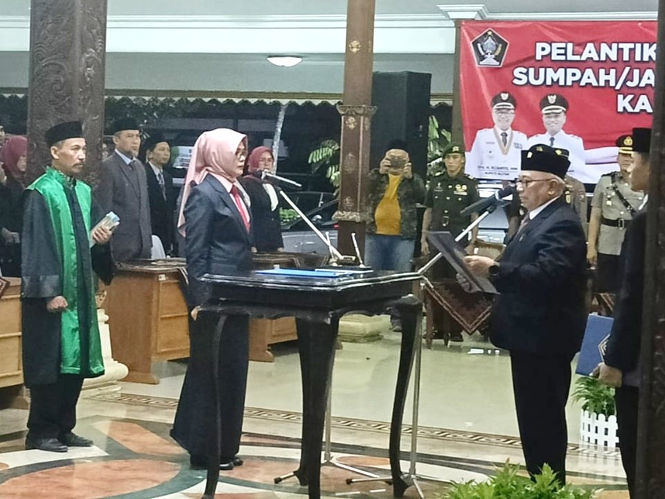 Khusna Lindarti Jabat Sekda Blitar, Tugas Berat Menanti