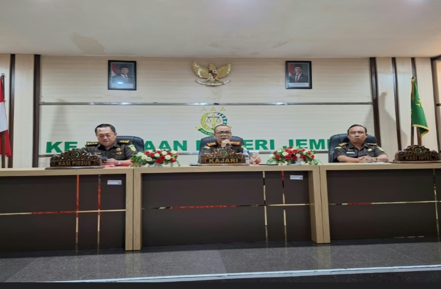 Kejaksaan Negeri Jember Eksekusi 5 Terduga Korupsi Mamira Sosperda