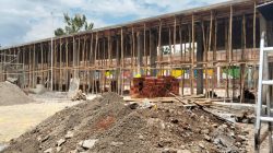 Proyek Revitalisasi SMK 3 Muhammadiyah Dolopo Diduga Dikerjakan Tidak Sesuai Spesifikasi/ RAB