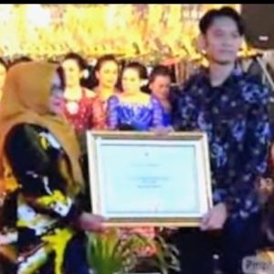 Tiga Wajib Pajak Teladan Terima Penghargaan di Malam Resepsi HUT ke-350 Kabupaten Magetan