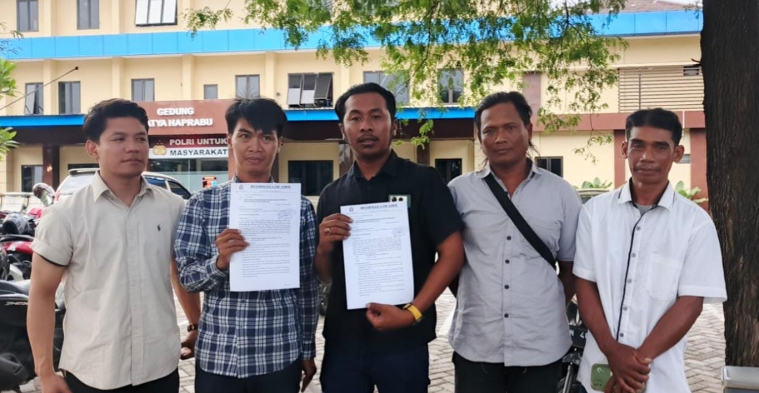 Oknum Polisi Dilaporkan ke Propam Polda Jatim, Diduga Lakukan Kekerasan Verbal Oknum Polisi Dilaporkan ke Propam Polda Jatim, Diduga Lakukan Kekerasan Verbal