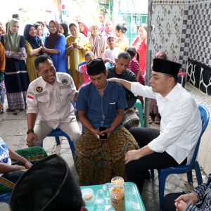 Wali Kota Eri Takziah ke Rumah Korban Reruntuhan Ponpes Al Khoziny