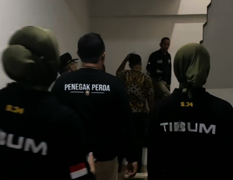 Pesta Seks Sesama Jenis di Hotel Surabaya Digerebek, Eri Bilang Begini