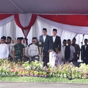 Ketua DPRD Sidoarjo H Abdilah Nasih Pimpin Upacara Hari Santri