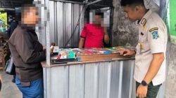 Satpol PP Surabaya dan Bea Cukai Sidoarjo Sita 8.294 Bungkus Rokok Ilegal
