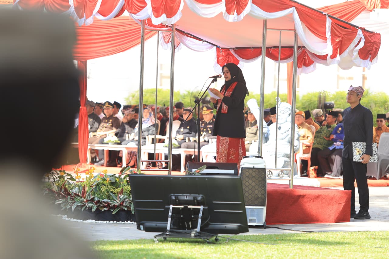 Momen Sumpah Pemuda, Bupati Ipuk Komitmen Perluas Ruang Kreativitas bagi Pemuda Banyuwangi Momen Sumpah Pemuda, Bupati Ipuk Komitmen Perluas Ruang Kreativitas bagi Pemuda Banyuwangi