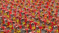 Tahun ke-13, Pagelaran Kolosal Gandrung Sewu Menghadirkan 1.400 Penari bertemakan “Selendang Sang Gandrung”