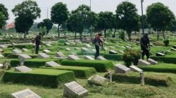 Surabaya Krisis Lahan Makam, Eri Dorong Hidupkan Lagi Pemakaman Keluarga Surabaya Krisis Lahan Makam, Eri Dorong Hidupkan Lagi Pemakaman Keluarga