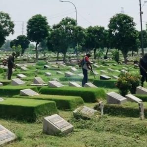 Surabaya Krisis Lahan Makam, Eri Dorong Hidupkan Lagi Pemakaman Keluarga