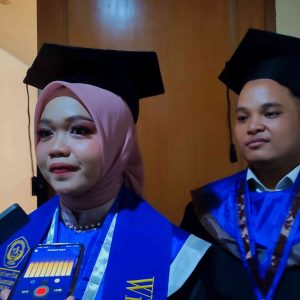 Kisah Dua Wisudawan UNP Kediri dengan IPK Nyaris Sempurna: Dari Ketekunan hingga Cita-Cita Doktoral