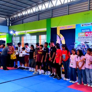 Festival Band Pelajar Guncang Pasar Setono Betek, Musik Jadi Wadah Bela Negara