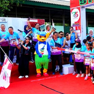 Gus Qowim Lepas Ribuan Peserta Fun Run IDI, Ajak Warga Kediri Hidup Sehat