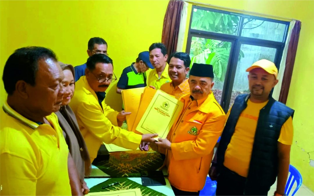 Musda Xl Golkar Kota Mojokerto Diprediksi Aklamasi, Agus Serahkan Berkas Pendaftaran