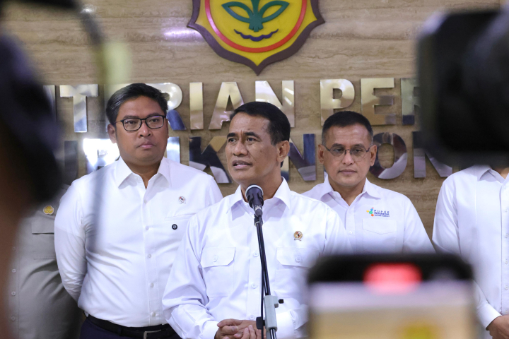 Pemerintah Cabut Izin 2.039 Kios Distributor Pupuk Nakal