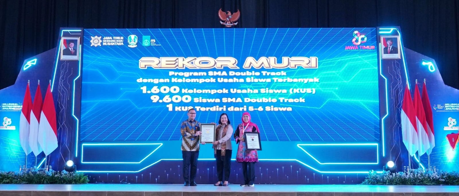 Gubernur Khofifah Apreasiasi Gelaran Milenial Entrepreneur Award (MEA) 2025