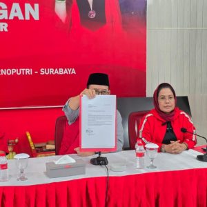 PDIP Hargai Sikap Gentle Dua Anggotanya Mundur dari DPRD Jatim PDIP Hargai Sikap Gentle Dua Anggotanya Mundur dari DPRD Jatim