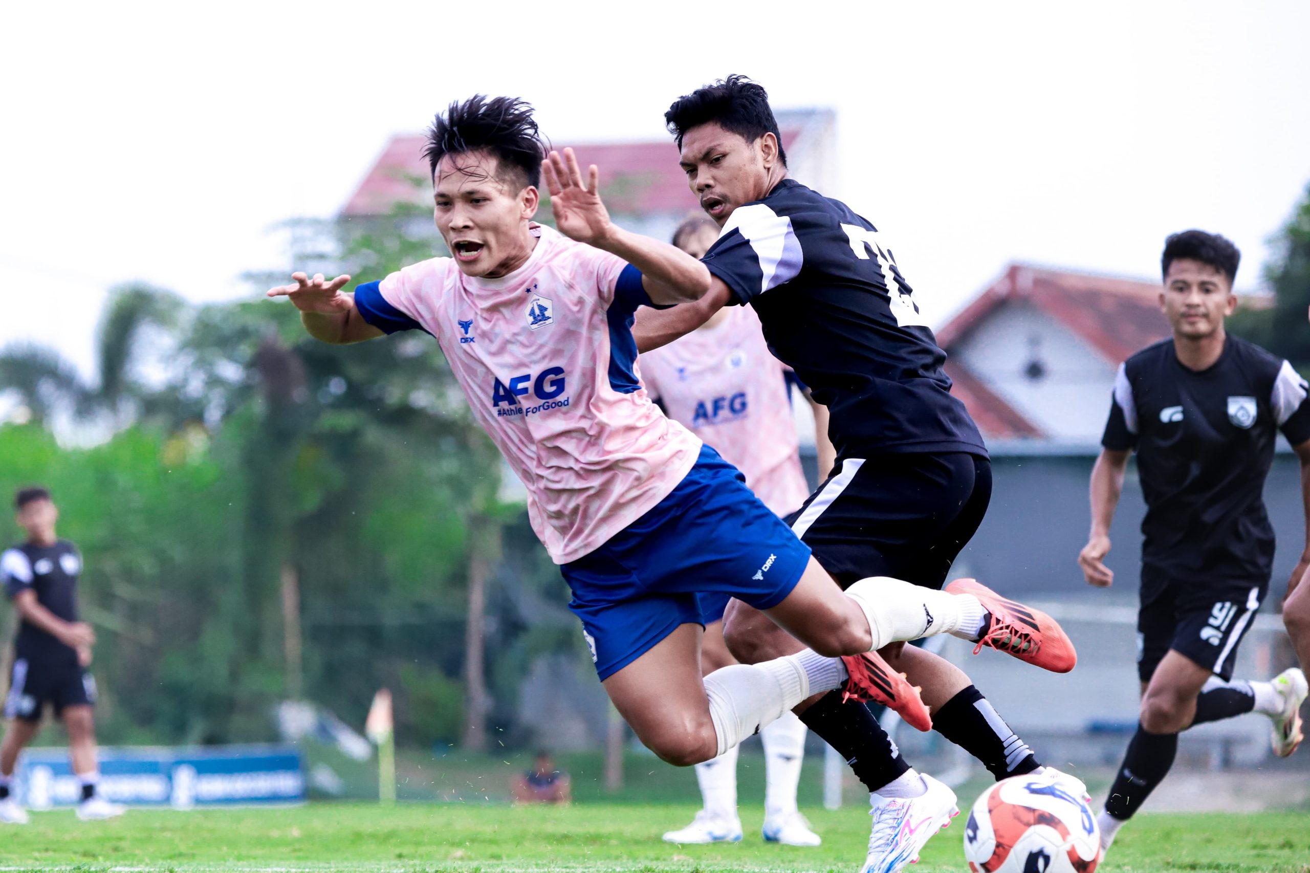 Persik Kediri Panaskan Mesin, Latihan Bareng Gresik United Jaga Ritme