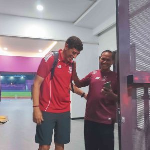 Ronald Fagundez Pulang ke Kediri, Dari Nostalgia ke Profesionalisme