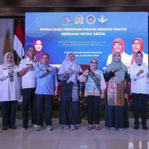 Surabaya dan BGN Wujudkan Generasi Sehat dan Berkarakter Lewat Program MBG Surabaya dan BGN Wujudkan Generasi Sehat dan Berkarakter Lewat Program MBG