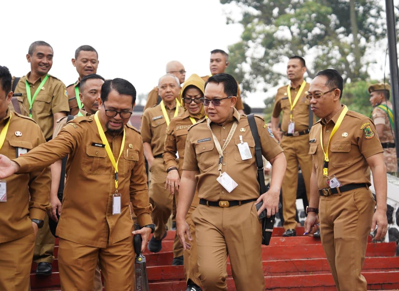 Jatim Usulkan Program Senilai Rp 10 Triliun ke Pemerintah Pusat Jatim Usulkan Program Senilai Rp 10 Triliun ke Pemerintah Pusat