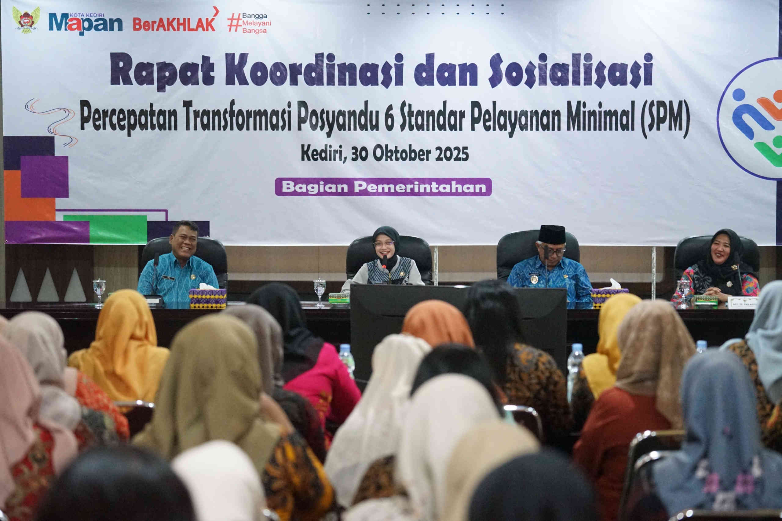 Vinanda Prameswati Dorong Transformasi Posyandu 6 SPM di Kota Kediri, Ubah Fungsi Jadi Pusat Layanan Warga Vinanda Prameswati Dorong Transformasi Posyandu 6 SPM di Kota Kediri, Ubah Fungsi Jadi Pusat Layanan Warga