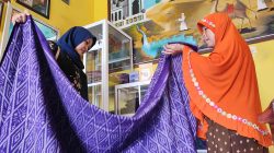 Tenun Medali Emas, Dari Anyaman Tradisi Jadi Simbol Ekonomi Kreatif Kediri