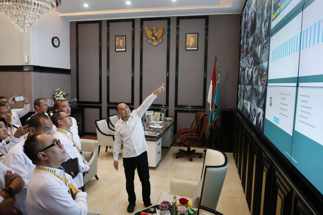 Terima Kunjungan VKN, Wali Kota Eri Paparkan Praktik Penindakan Pungli