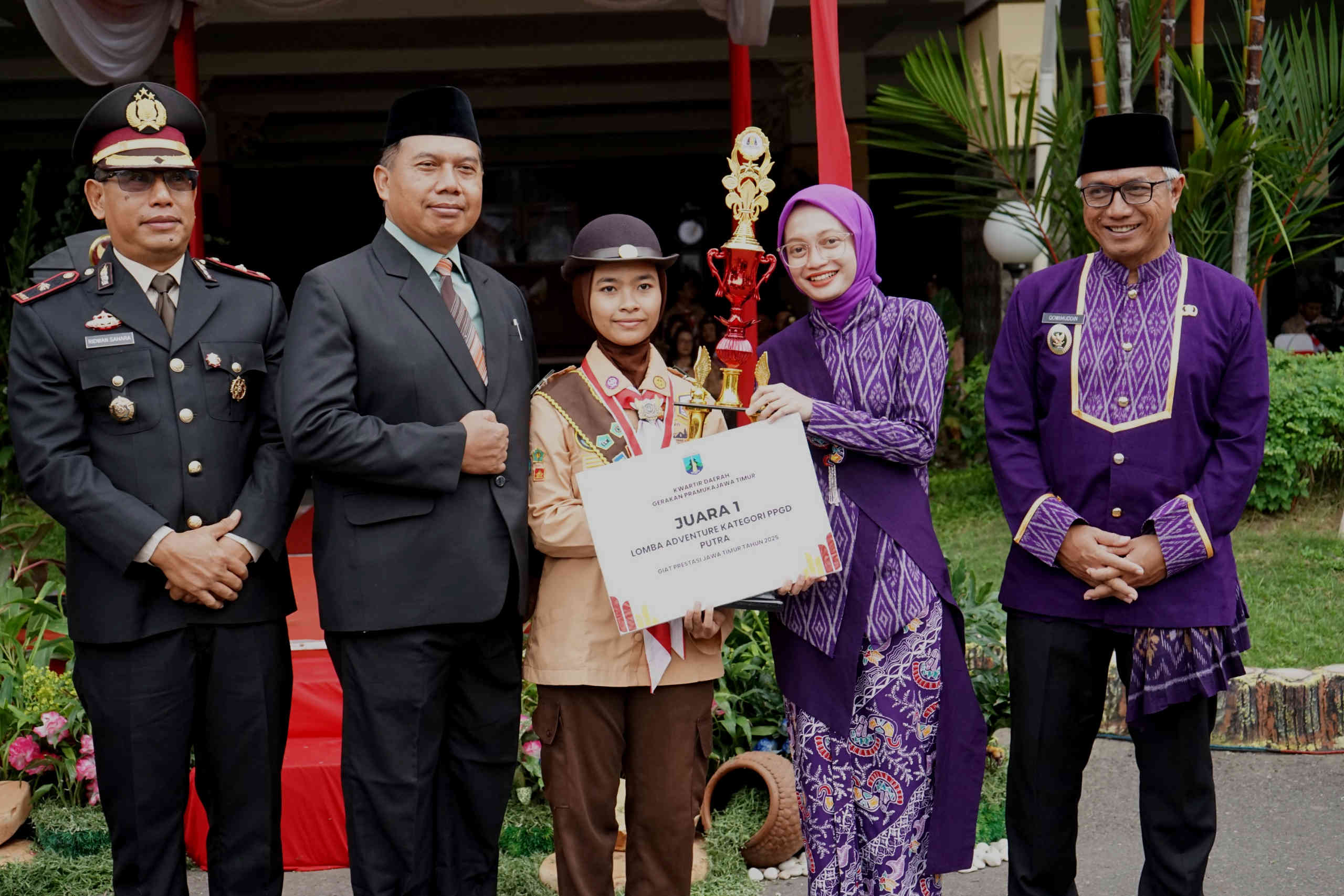 Sumpah Pemuda 2025, Mbak Wali Ajak Generasi Muda Terus Berkarya dan Berinovasi Sumpah Pemuda 2025, Mbak Wali Ajak Generasi Muda Terus Berkarya dan Berinovasi