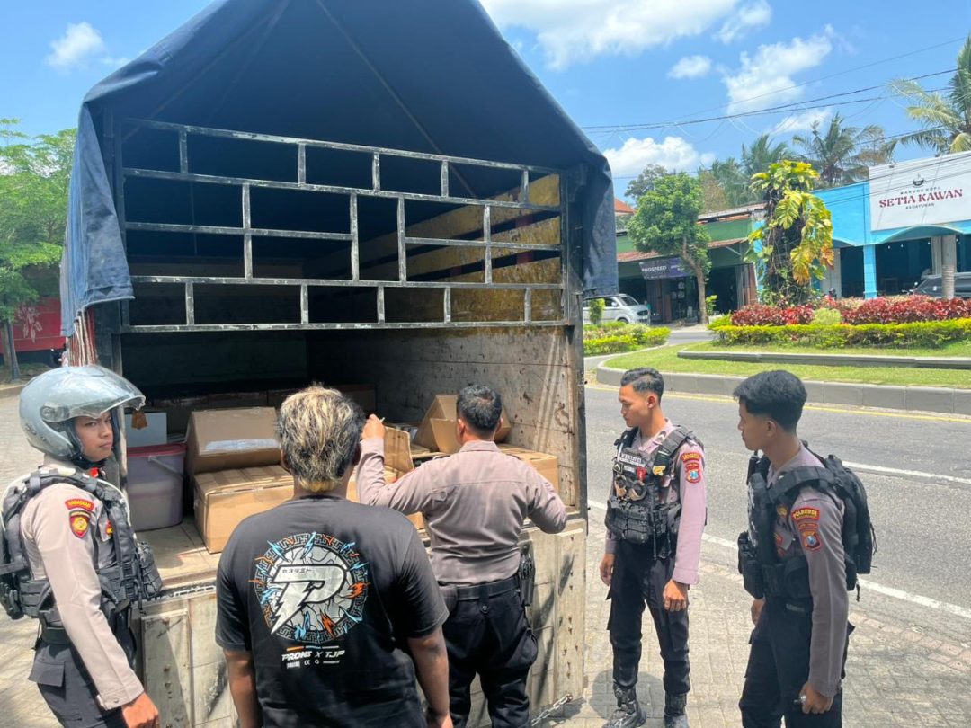 Polresta Banyuwangi Gagalkan Pengiriman Ribuan Botol Arak