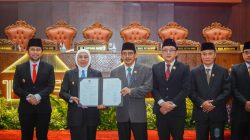 Pendapatan Daerah Jatim Terus Mengalami Penurunan Pendapatan Daerah Jatim Terus Mengalami Penurunan