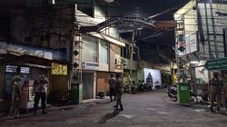 Polisi Tindak Prostitusi Sekitar Dolly, Eri: Patroli Gabungan Berlanjut Polisi Tindak Prostitusi Sekitar Dolly, Eri: Patroli Gabungan Berlanjut