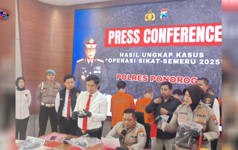 Pasutri di Ponorogo Diamankan Polisi Miliki Senpi Rakitan dan Amunisi Ilegal