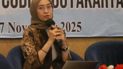 Direktur Komdigi Mengajak Mendia Berkomitmen berintegritas dalam Menjaga Derasnya Informasi Dunia Maya