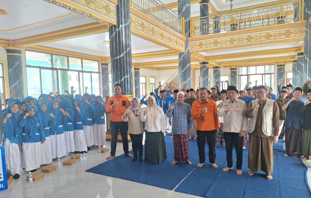 Bareng Anggota Dewan, BPBD Jatim Kuatkan Kesiapsiagaan Bencana Tiga Pesantren di Kabupaten Malang