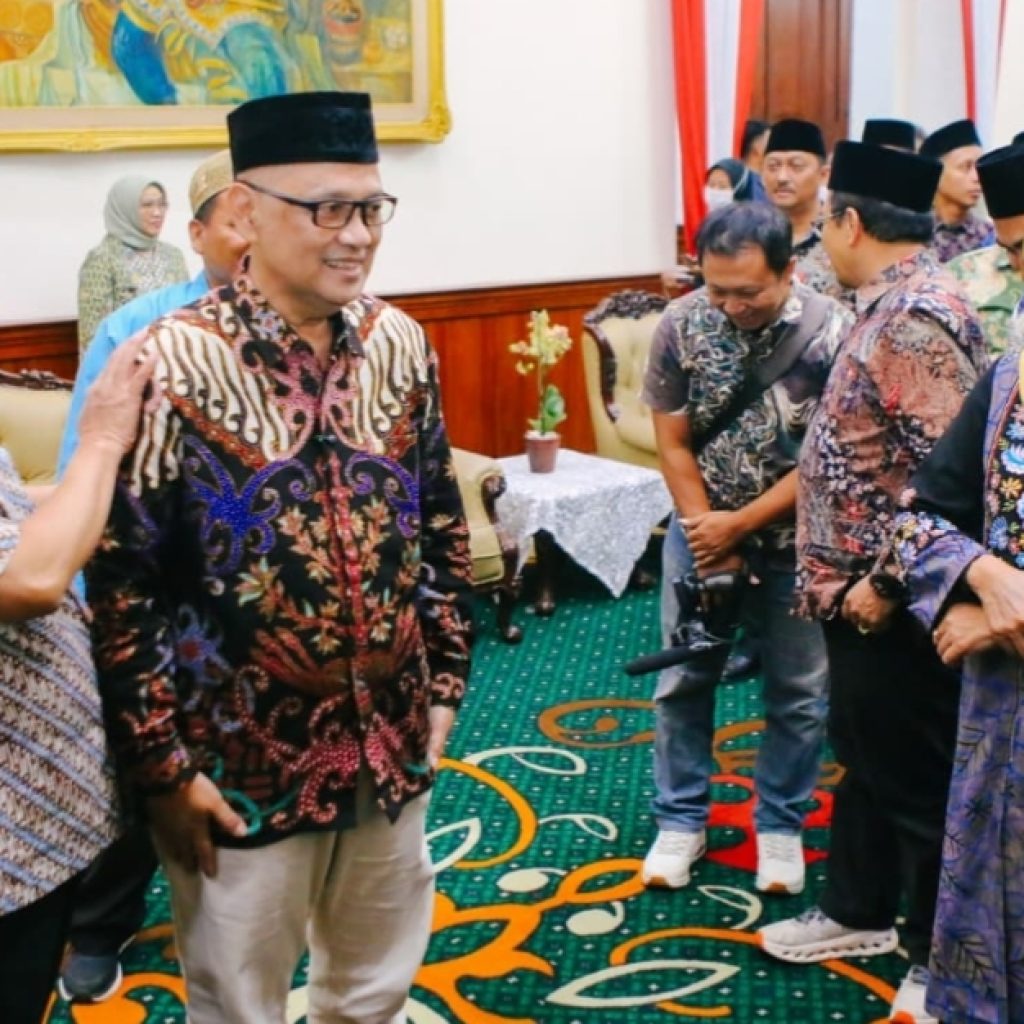 Kabar Gembira, Gubernur Khofifah : Insya Allah Kuota Jama’ah Haji Asal Jatim Bertambah dan Peluang Suplai Makanan Siap Saji