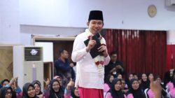 Bupati Jember Terima STBM Award Pratama Terbaik 1