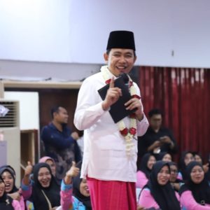 Bupati Jember Terima STBM Award Pratama Terbaik 1