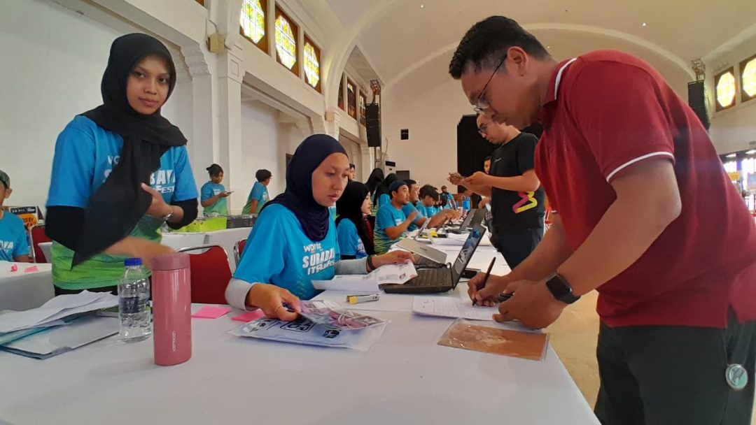 Ribuan Peserta Antre Ikut Surabaya ITS Run Fest Ribuan Peserta Antre Ikut Surabaya ITS Run Fest